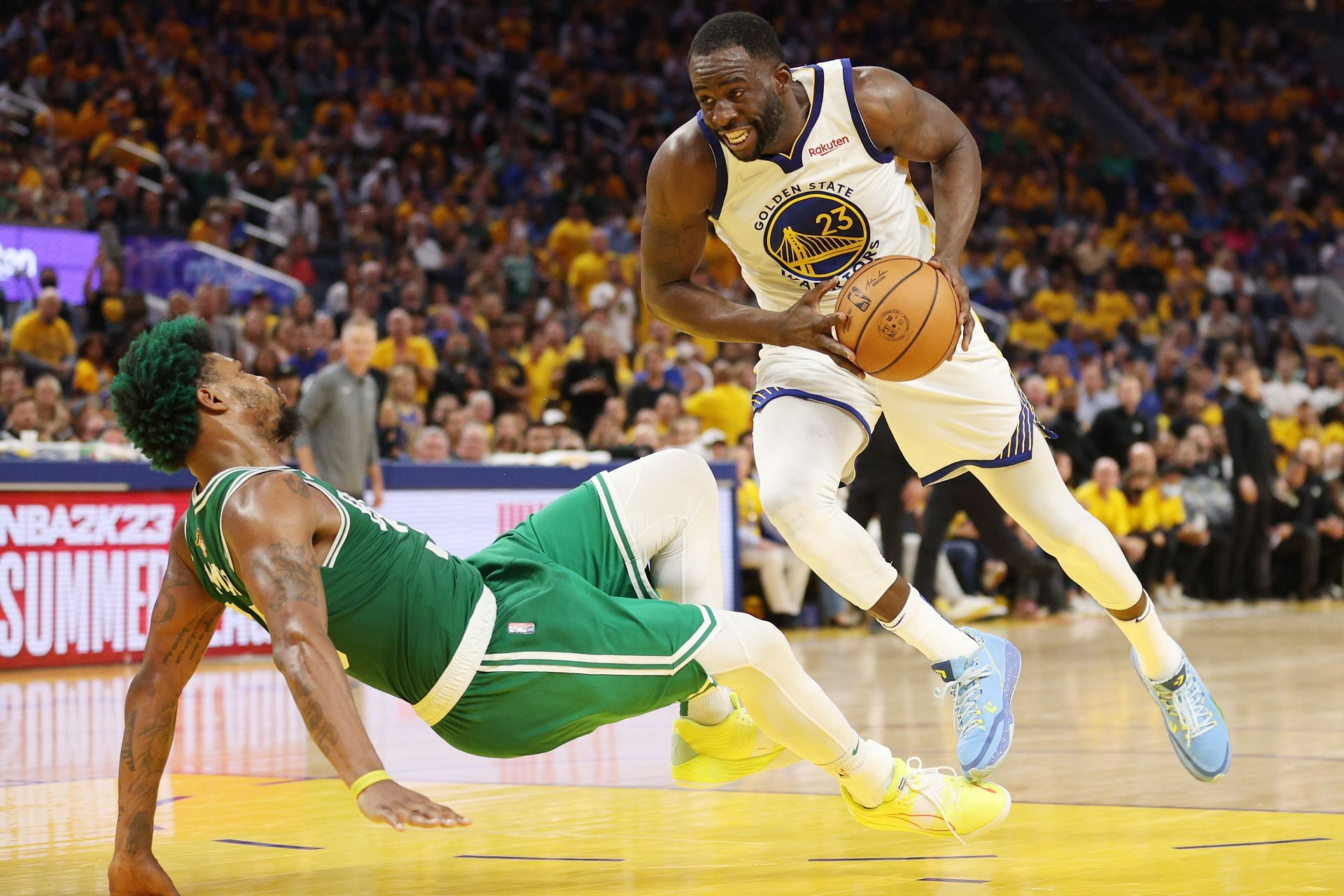 Draymond Green bumps into Marcus Smart during 2022 NBA Finals - Game 2