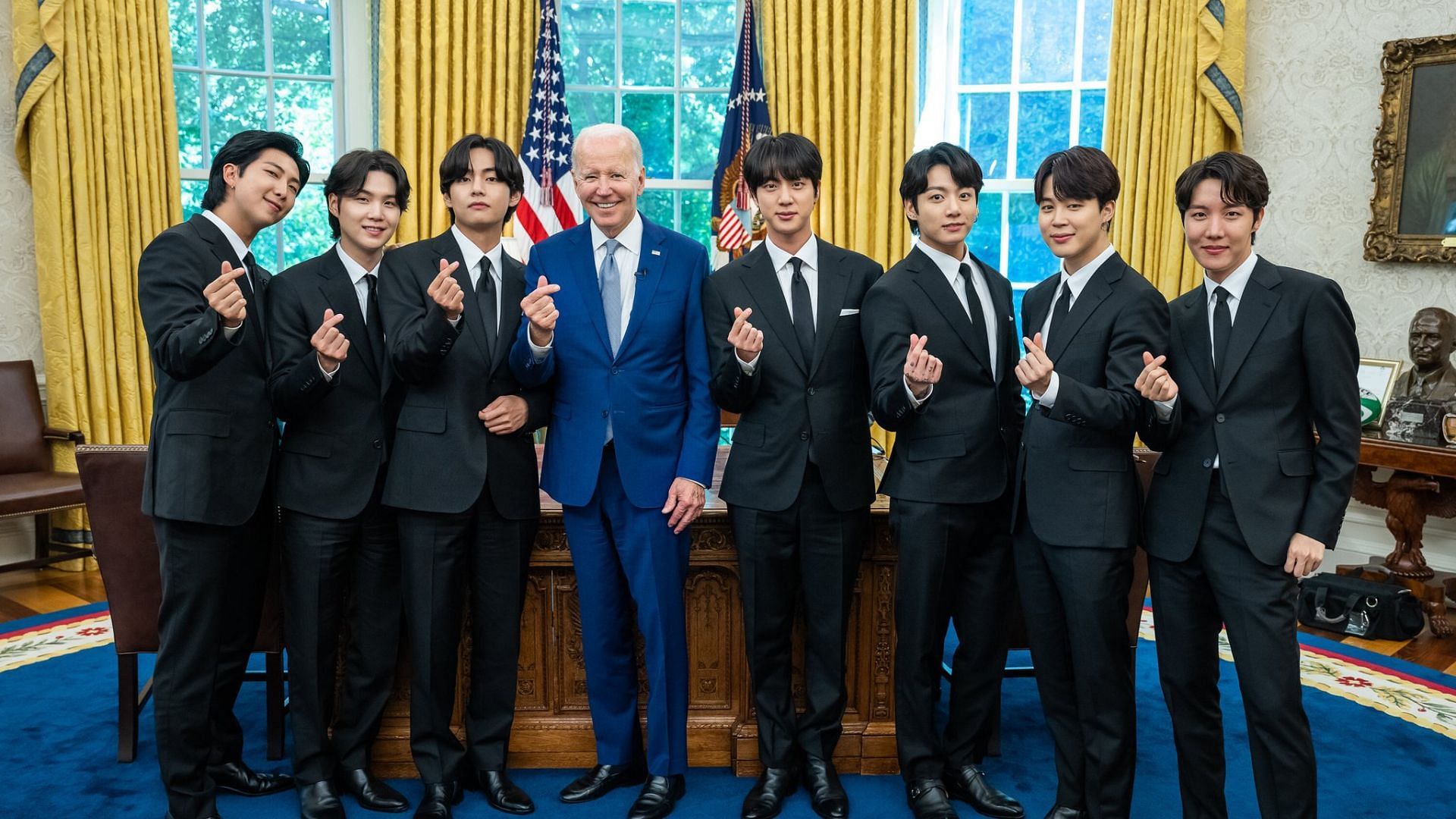 K-pop artists BTS with US President Joe Biden at The White House (Image via @bts_bighit/Twitter)
