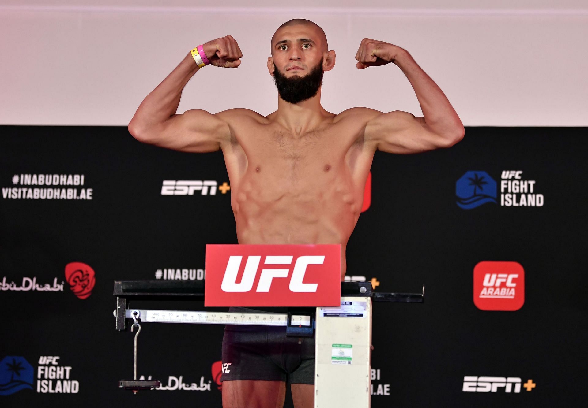 Khamzat Chimaev on the scales at the weigh-ins of UFC Fight Night: Whittaker vs. Till [Image courtesy of Getty]