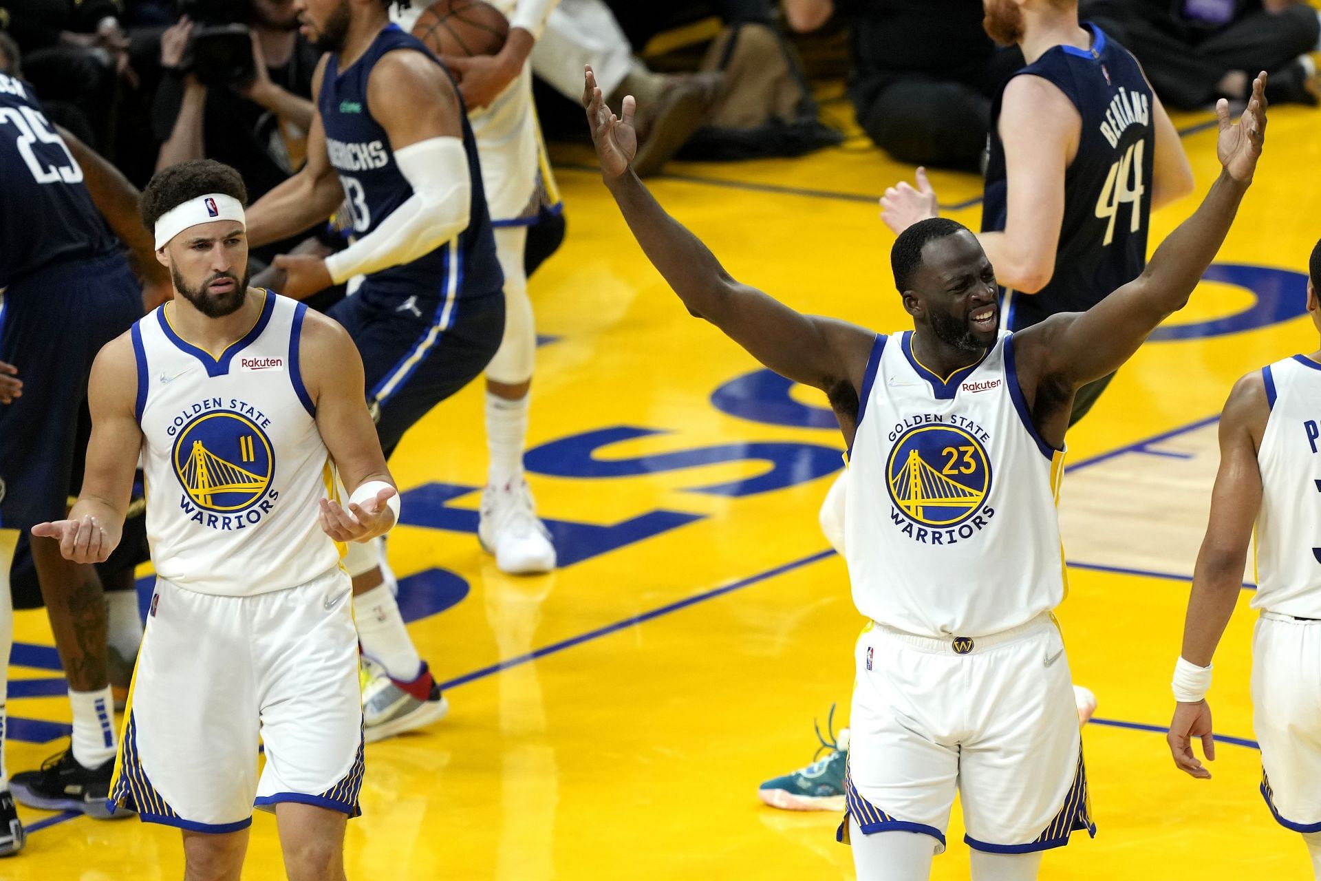 Klay Thompson and Draymond Green celebrate the Golden State Warriors winning NBA Western Conference Finals Game 2