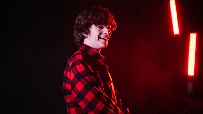 "I remember the car journey being like a rollercoaster": Minecraft streamer Tubbo hilariously opens up about first experience getting drunk