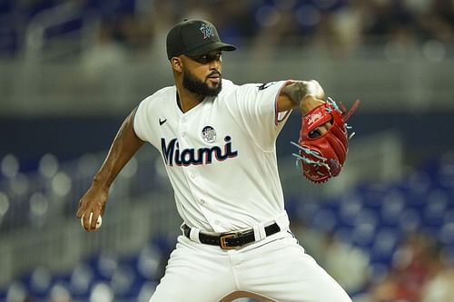 San Francisco Giants v Miami Marlins