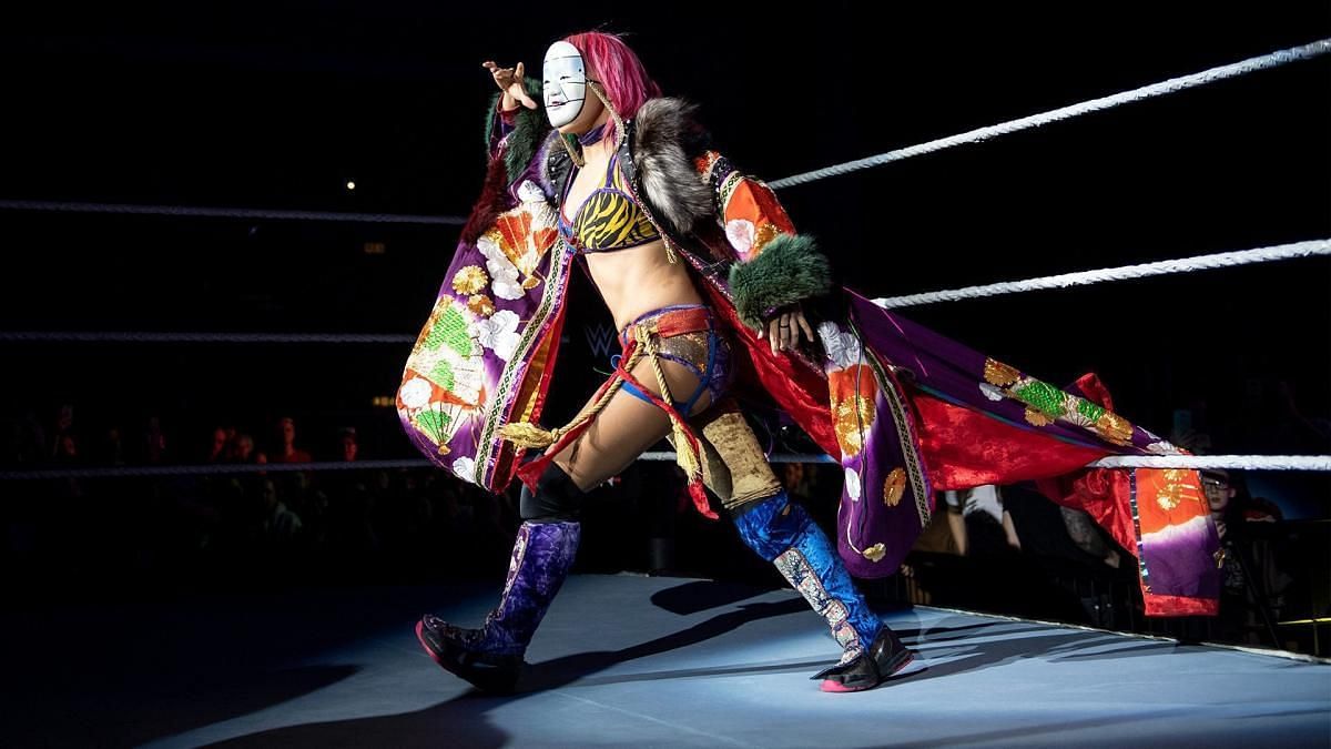 Asuka making her iconic entrance!