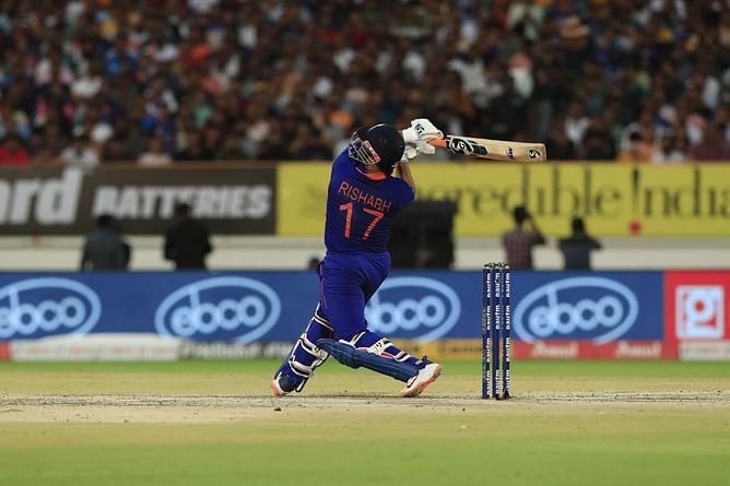 "There was no need for him to give an audition" - Aakash Chopra says there will be a question about Rishabh Pant now