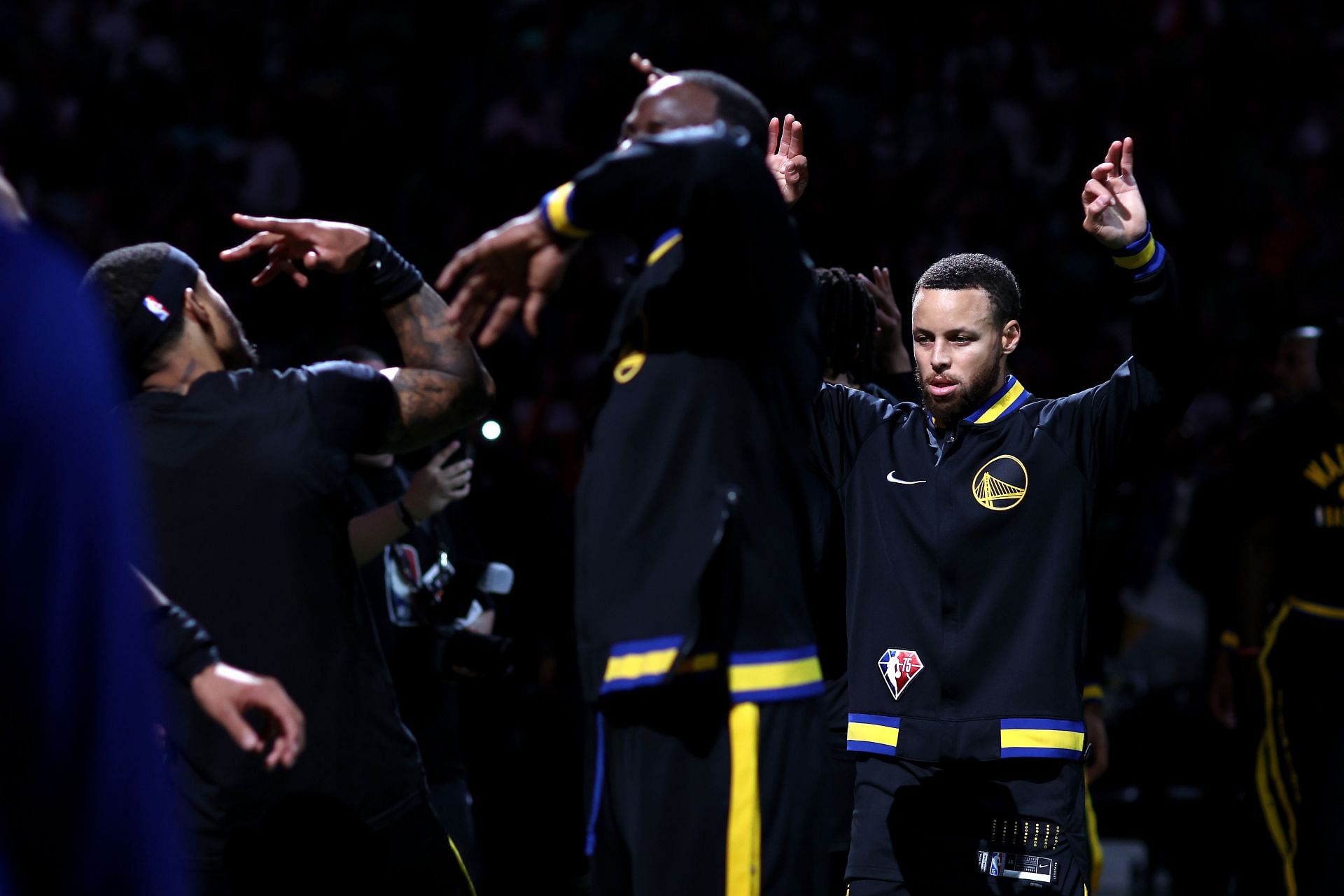 Golden State Warriors overwhelming favorites to win 2018 NBA title