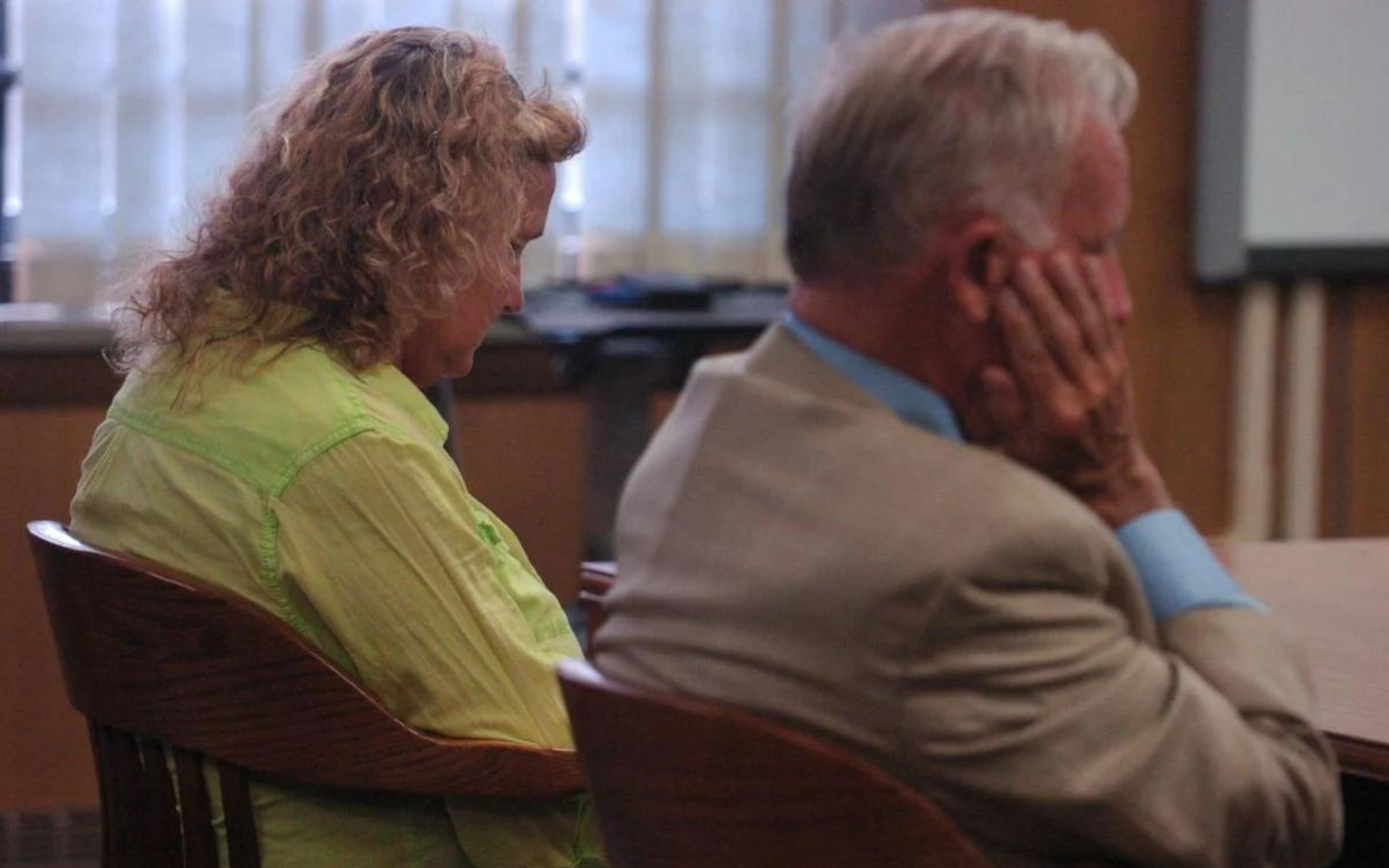 Picture from Raymond Kotomski&#039;s murder trial with ex-wife Teresa as the accused (Image via Star Beacon)