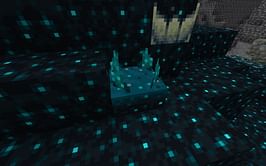Top 5 uses of sculk sensors in Minecraft 1.19 update