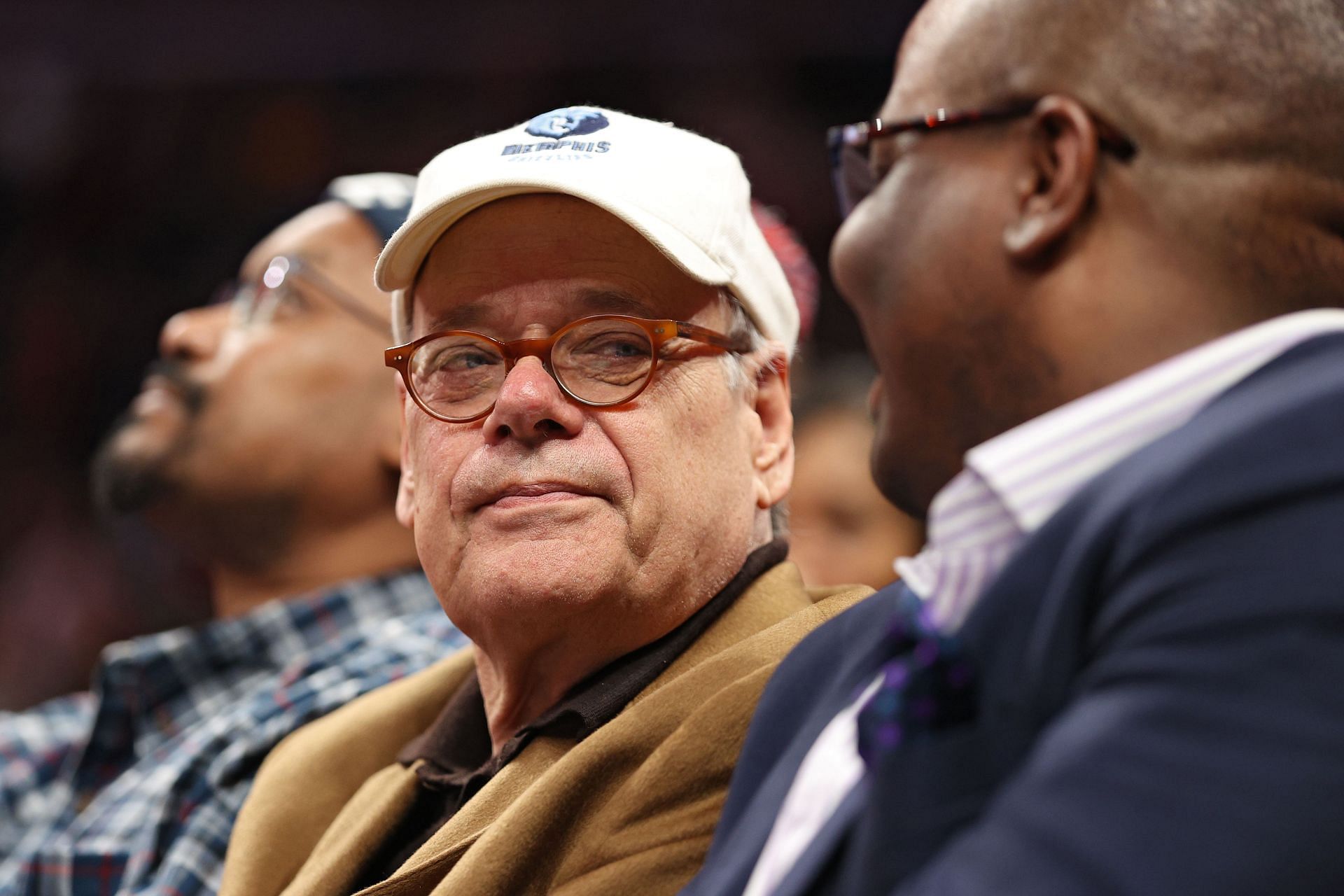 Mets owner Steve Cohen attends a Memphis Grizzlies v Washington Wizards game.