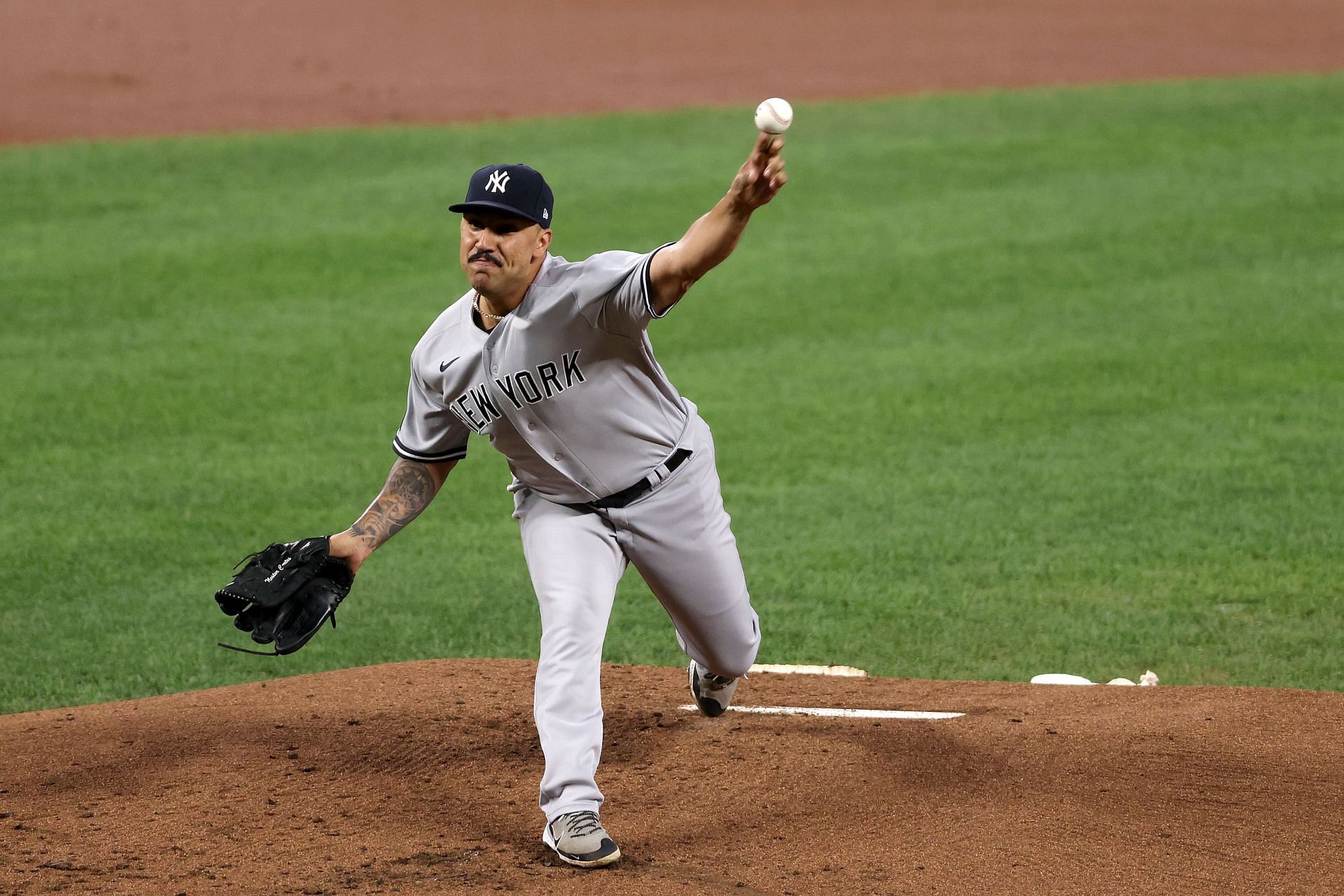 GD yankee mlb jersey 6 T: Shane vs. Nestor