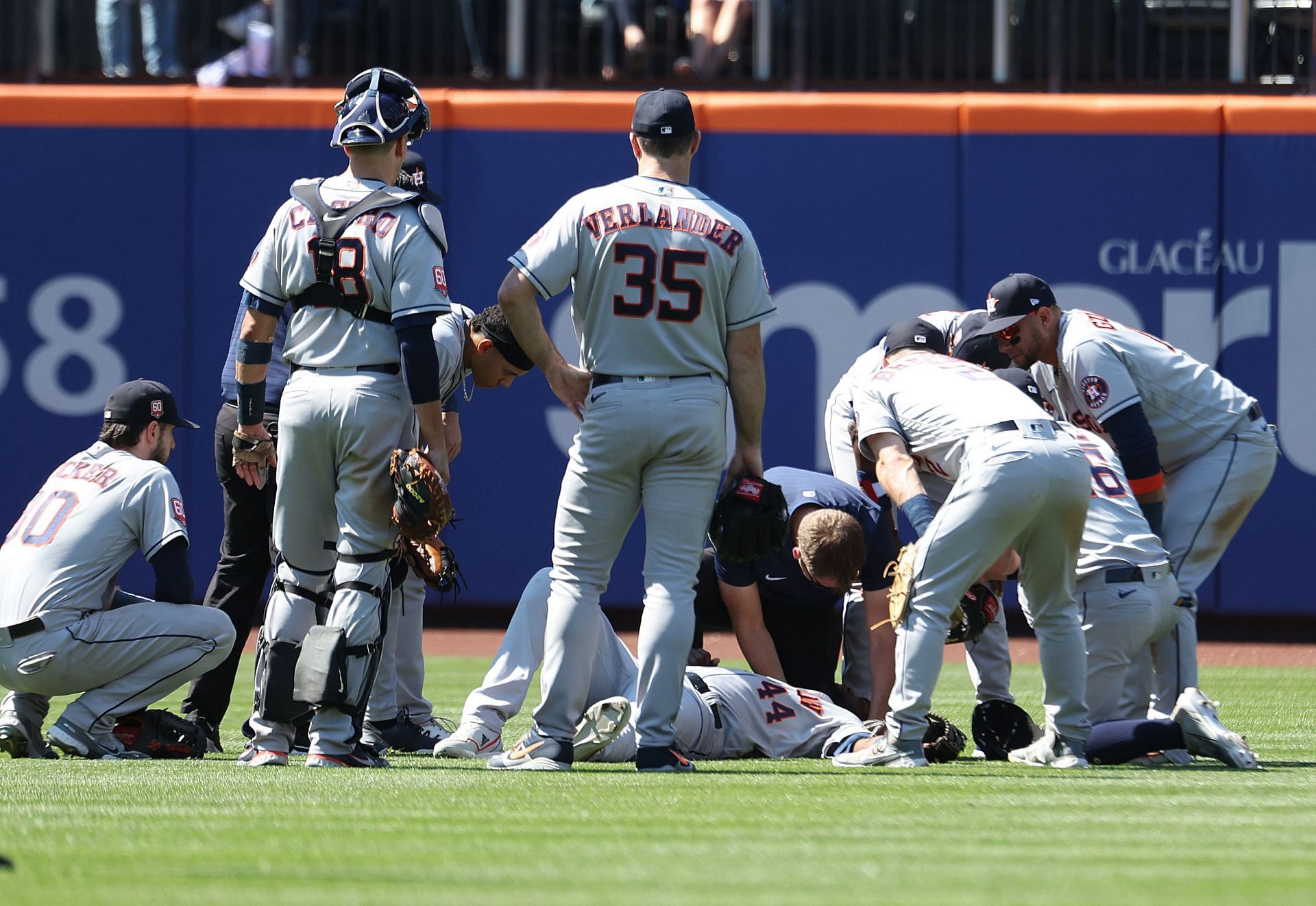 Astros star Alvarez back at ballpark after breathing scare