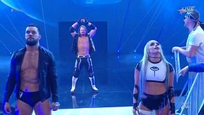 [Watch] AJ Styles appears to suffer nasty injury at WWE Hell in a Cell