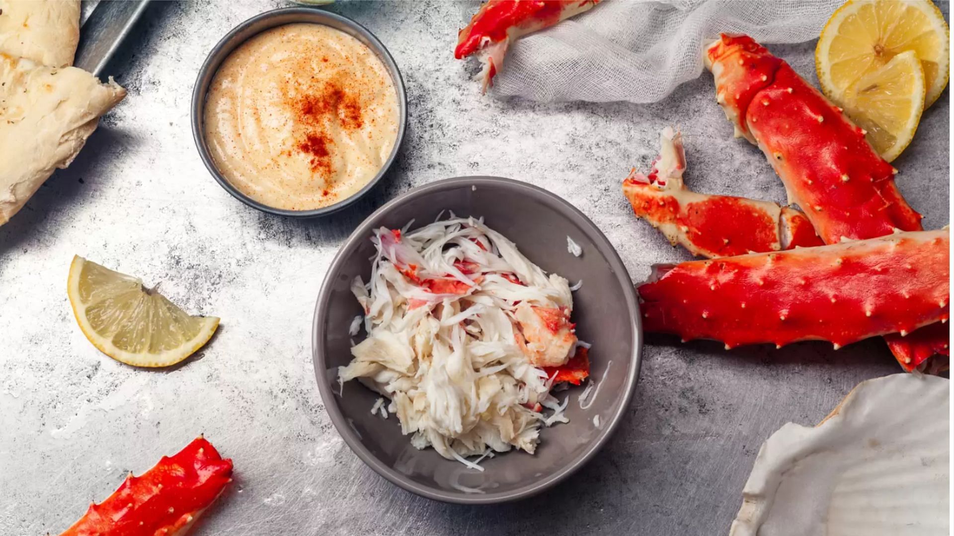 Irvington Seafood recalls its crab meat from four states amid fears of contamination by Listeria monocytogenes (Image via Asya Nurullina/Shutterstock)