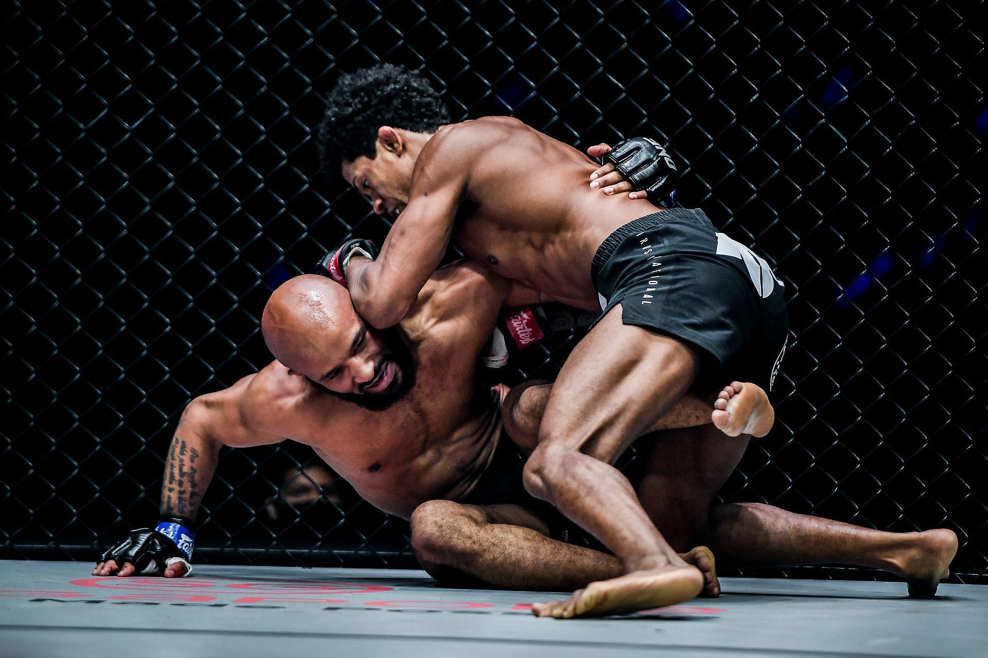 [Photo Credit: ONE Championship] Adriano Moraes vs Demetrious Johnson