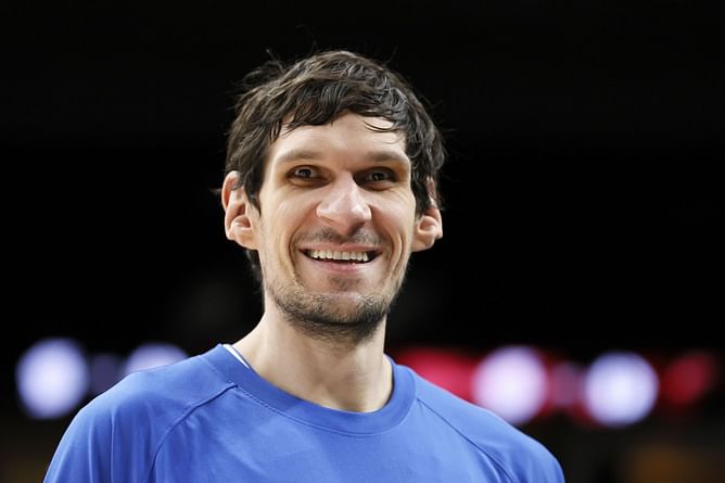 Watch: Boban Marjanovic mercilessly blocks every kid's shot during Mavericks hoop camp