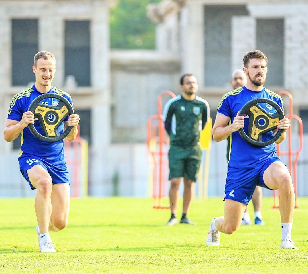 Enes Sipovic with Marko Leskovic during a Kerala Blasters FC training session (Image Courtesy: Kerala Blasters FC)