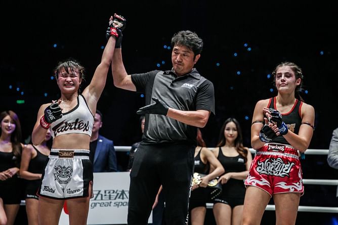 Watch: Flashback to Stamp Fairtex and Alma Juniku's barnburner