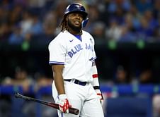 Watch: Vladimir Guerrero Jr. keeps Toronto Blue Jays dugout entertained, shows off his golf skills