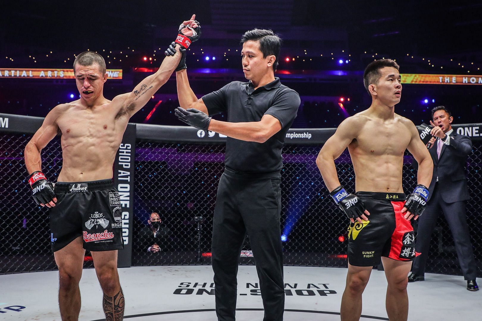 Reece McLaren (left) and Xie Wei (right) [Photo Credit: ONE Championship]