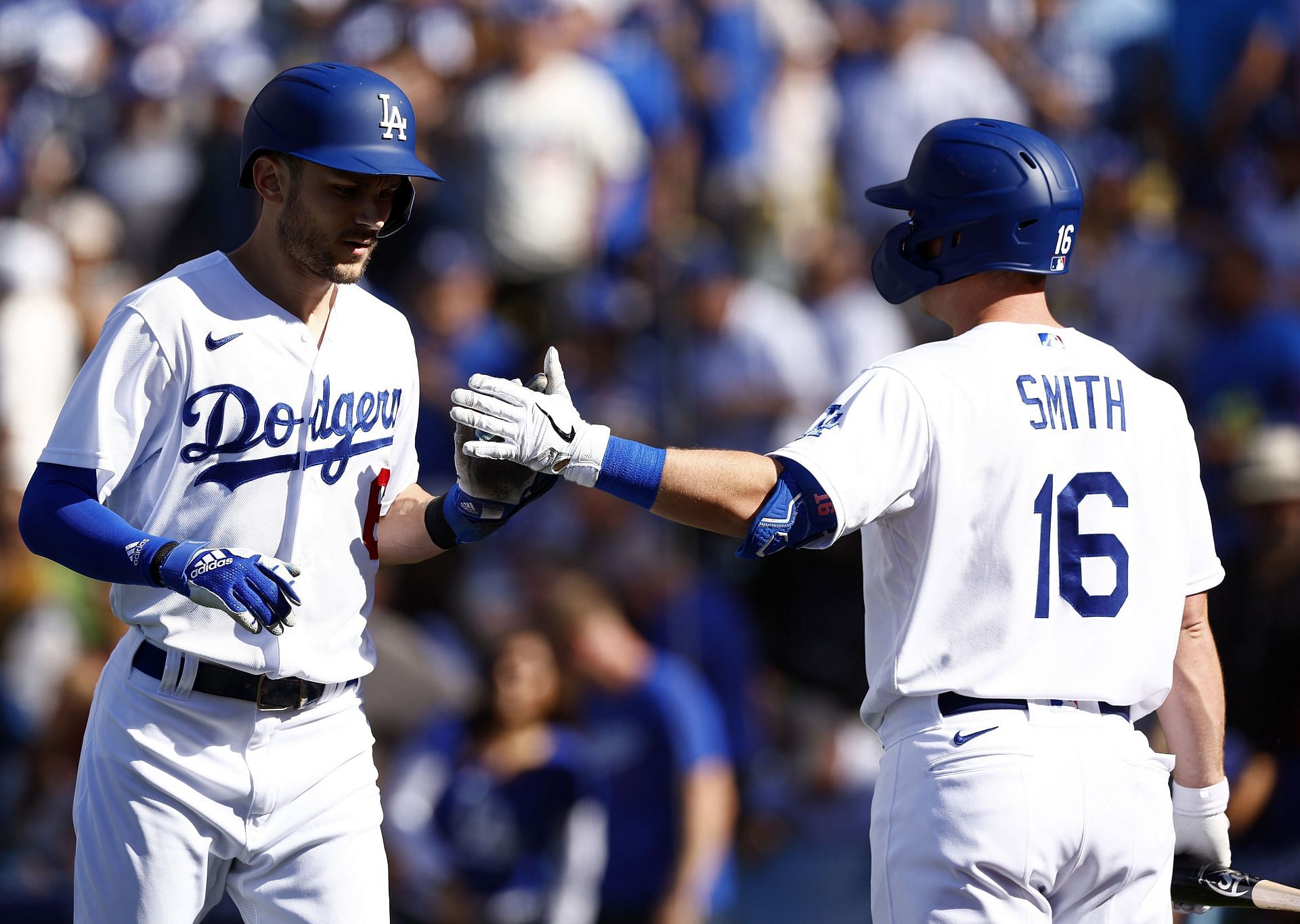 Cleveland Guardians v Los Angeles Dodgers