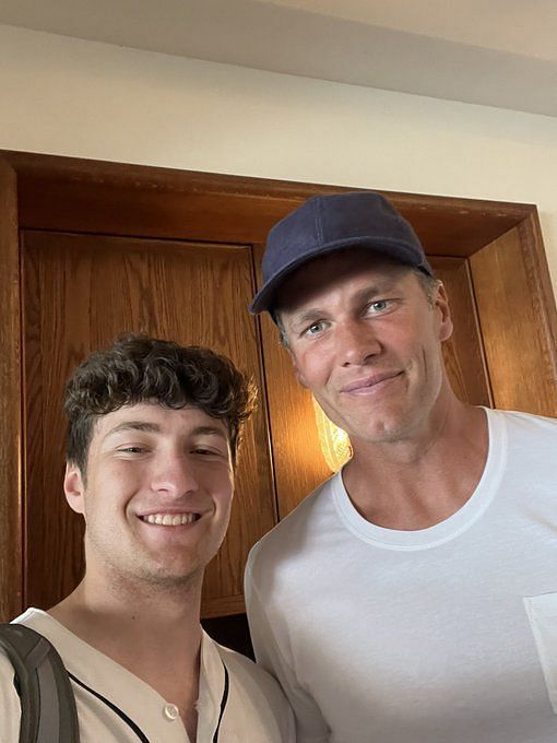 Tom Brady shows off his muscular physique on a yacht with Gisele Bündchen  in Portofino, Italy