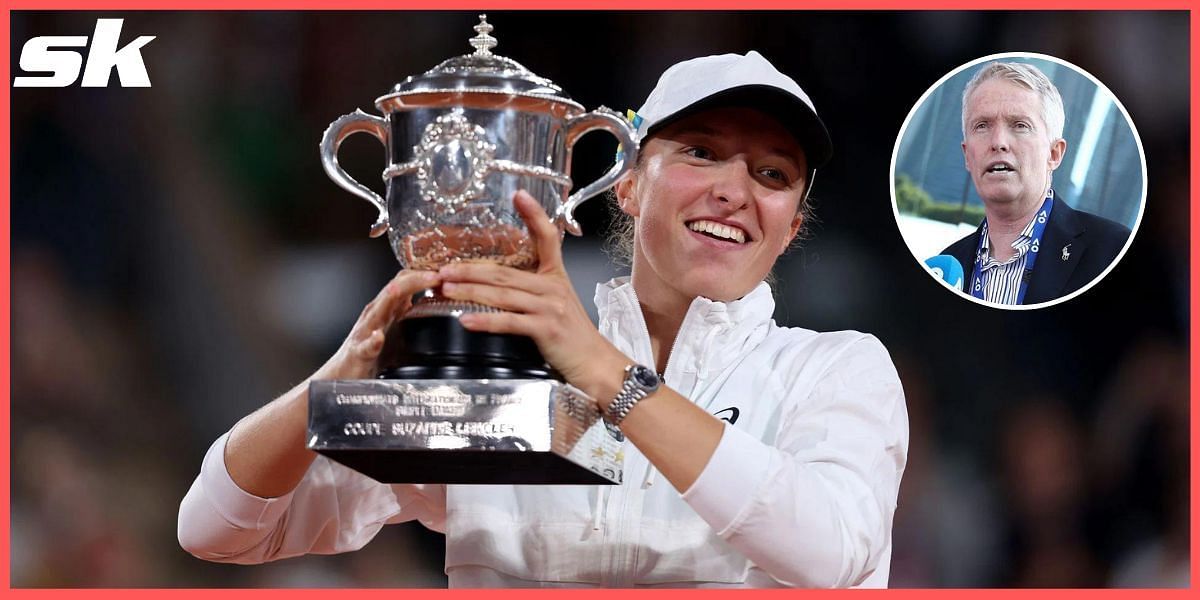 Craig Tiley applauds Iga Swiatek after her 2022 French Open triumph