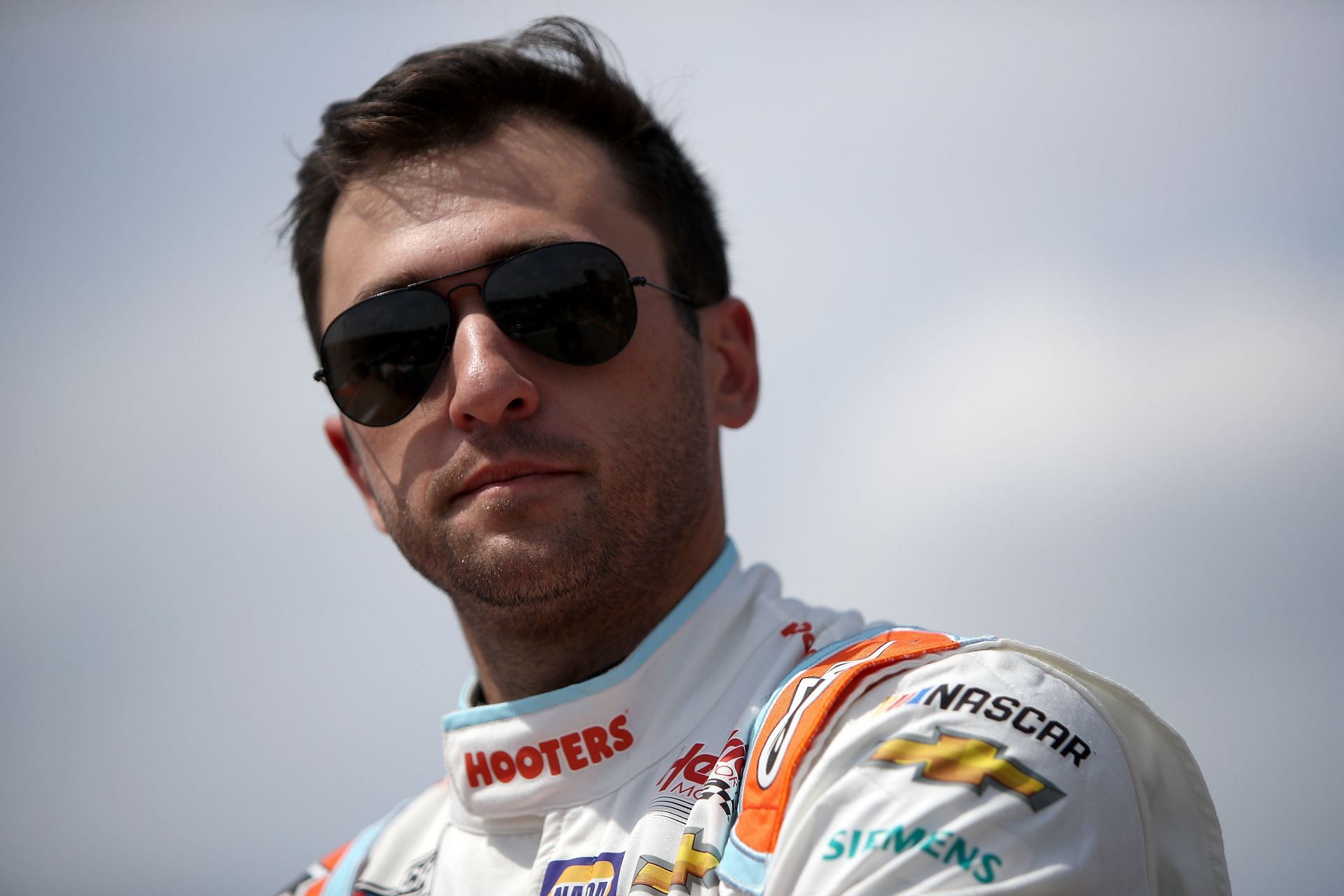 Elliott waits on the grid prior to the NASCAR Cup Series Enjoy Illinois 300 at WWT Raceway (Photo by Sean Gardner/Getty Images)