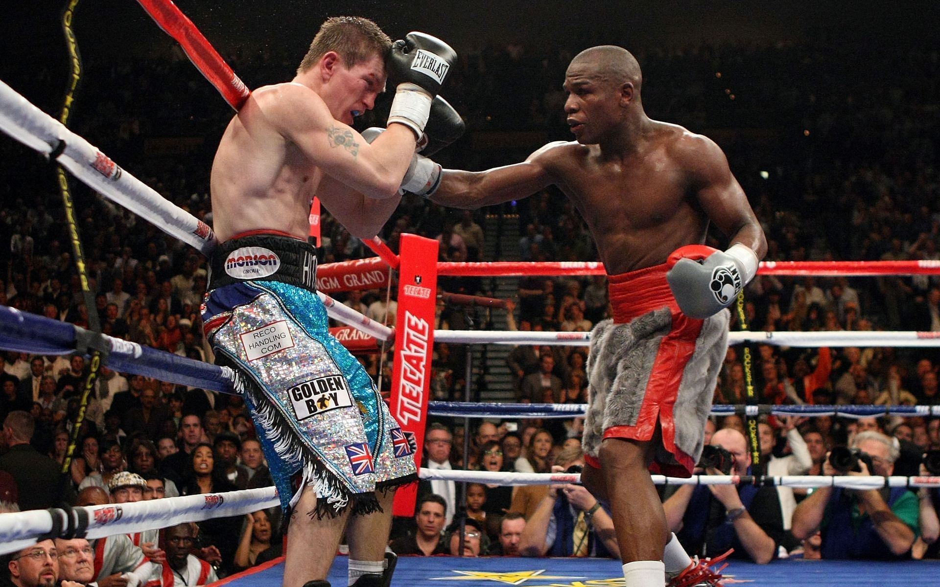 Ricky Hatton (left) and Floyd Mayweather Jr. (right)