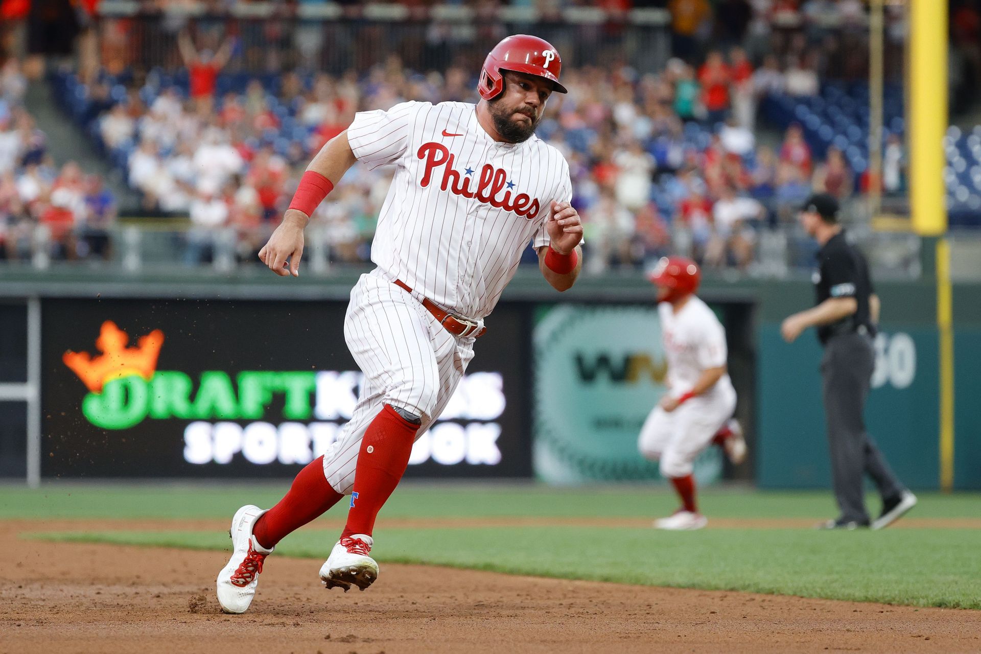 Philadelphia Phillies walk off Miami Marlins again, take series