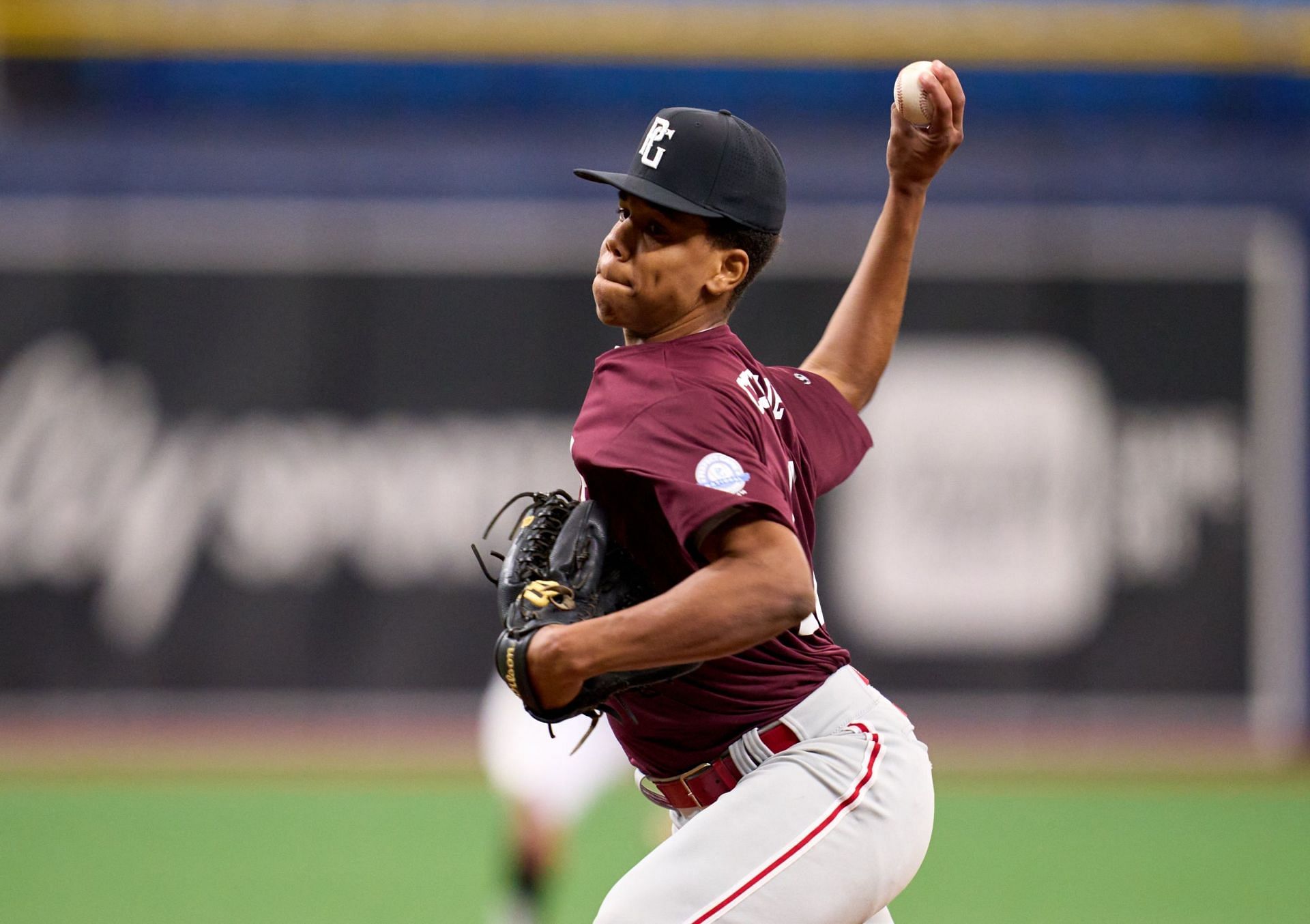 Switch-pitcher Jurrangelo Cijntje impresses at Draft Combine