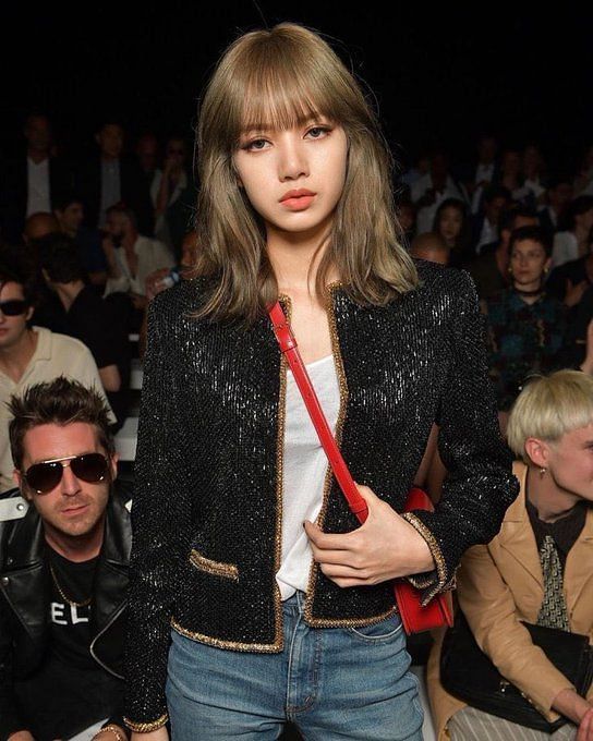 BTS' V, BLACKPINK's Lisa, and Park Bo-gum's interactions at Paris Fashion  Week were nothing less than iconic