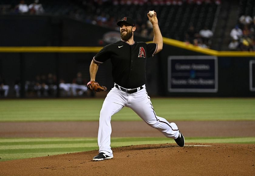 Diamondbacks' Madison Bumgarner ejected after just one inning