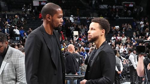 Steph Curry of the Golden State Warriors and Kevin Durant of the Brooklyn Nets in 2019