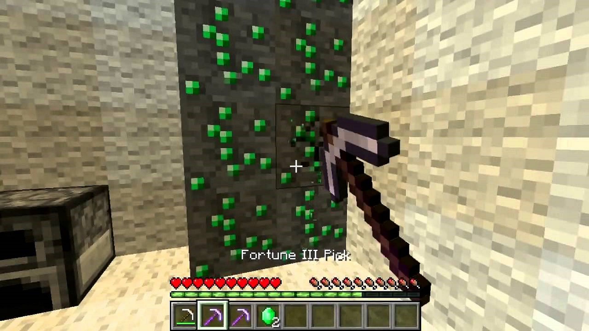 Emerald ore being mined (Image via Mcspotlights/Youtube)