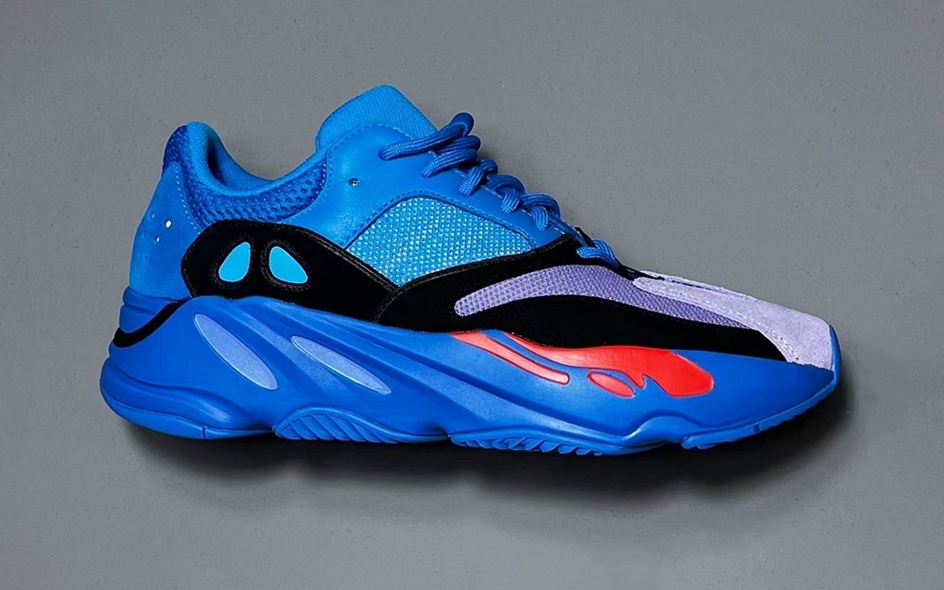 Adidas Yeezy BOOST 700 Hi Res Blue (Image via Instagram/@yeezyinfluence)