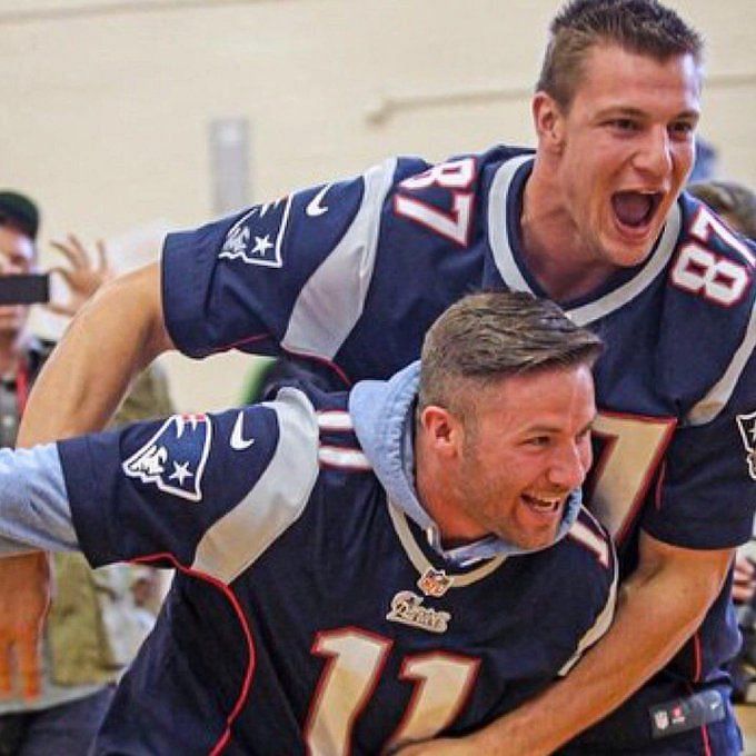 Tom Brady, Julian Edelman react to Rob Gronkowski's retirement – NBC Sports  Boston