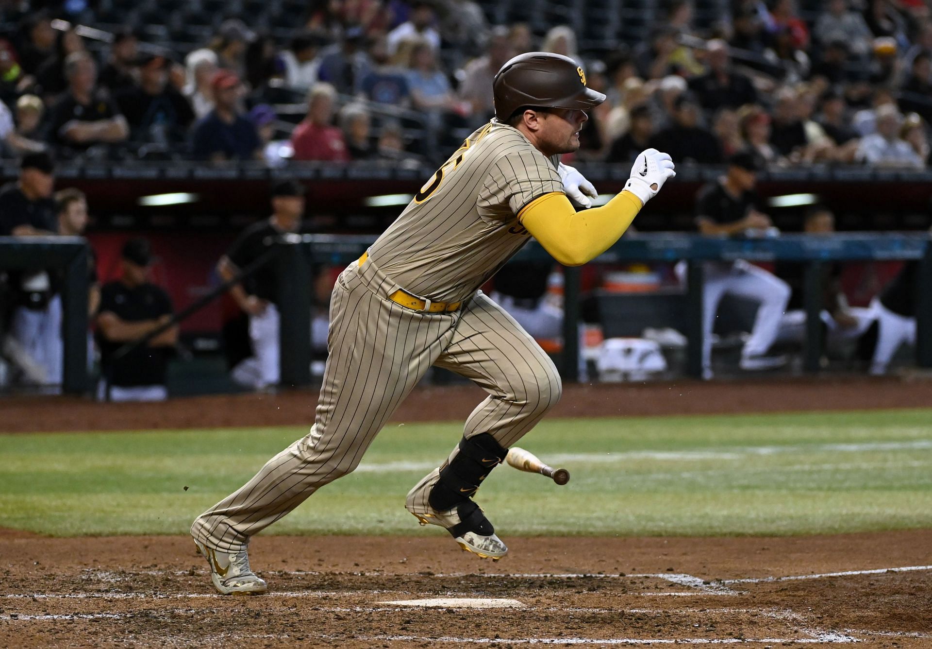 Luke Voit hits an RBI single against the Arizona Diamondbacks.