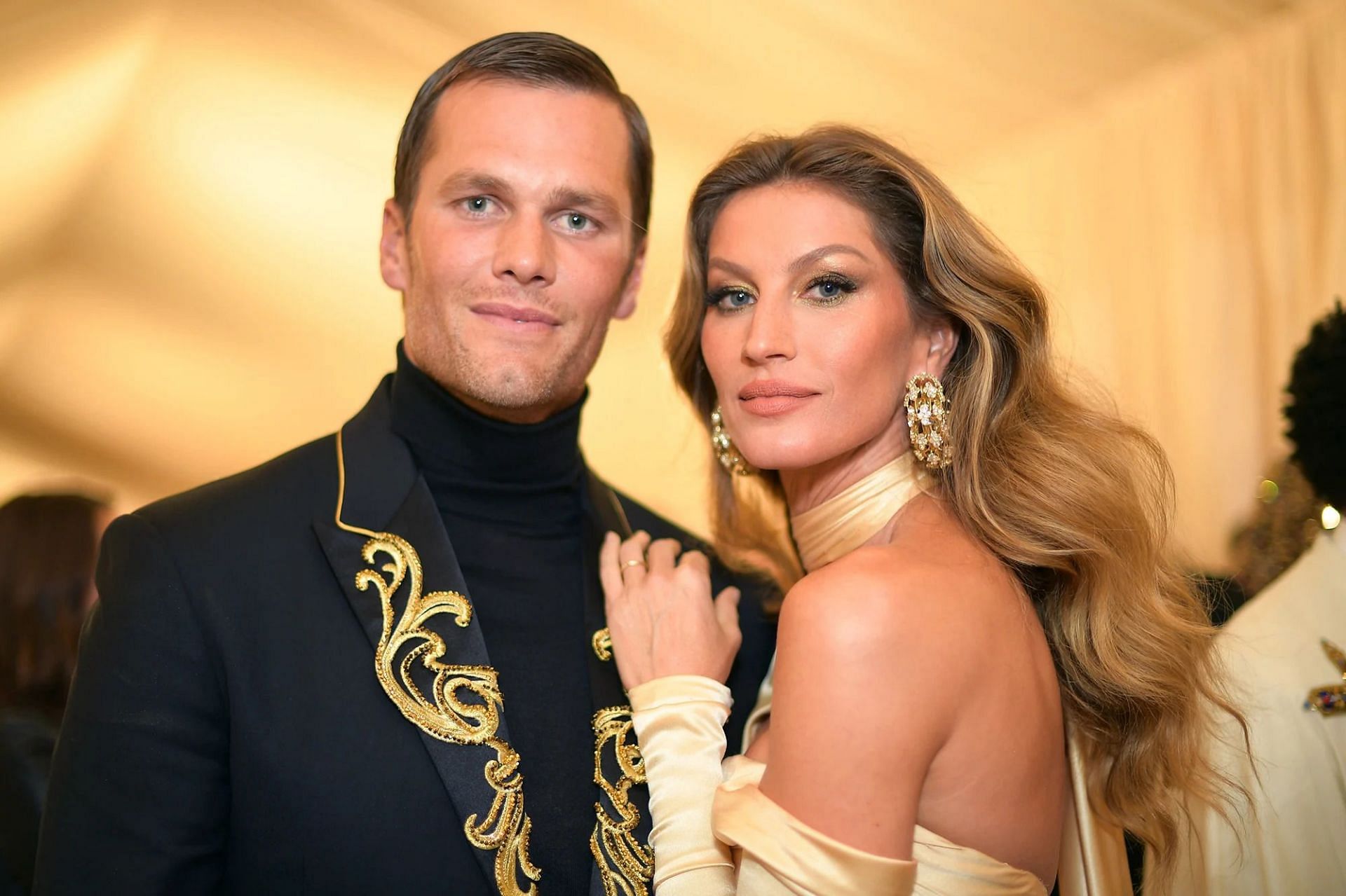QB Tom Brady and his wife, Brazilian supermodel Gisele B&uuml;ndchen. Source: US Magazine