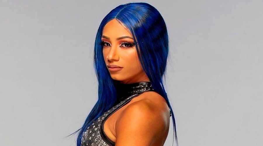 According to some sources online, WWE and Sasha Banks have already parted ways