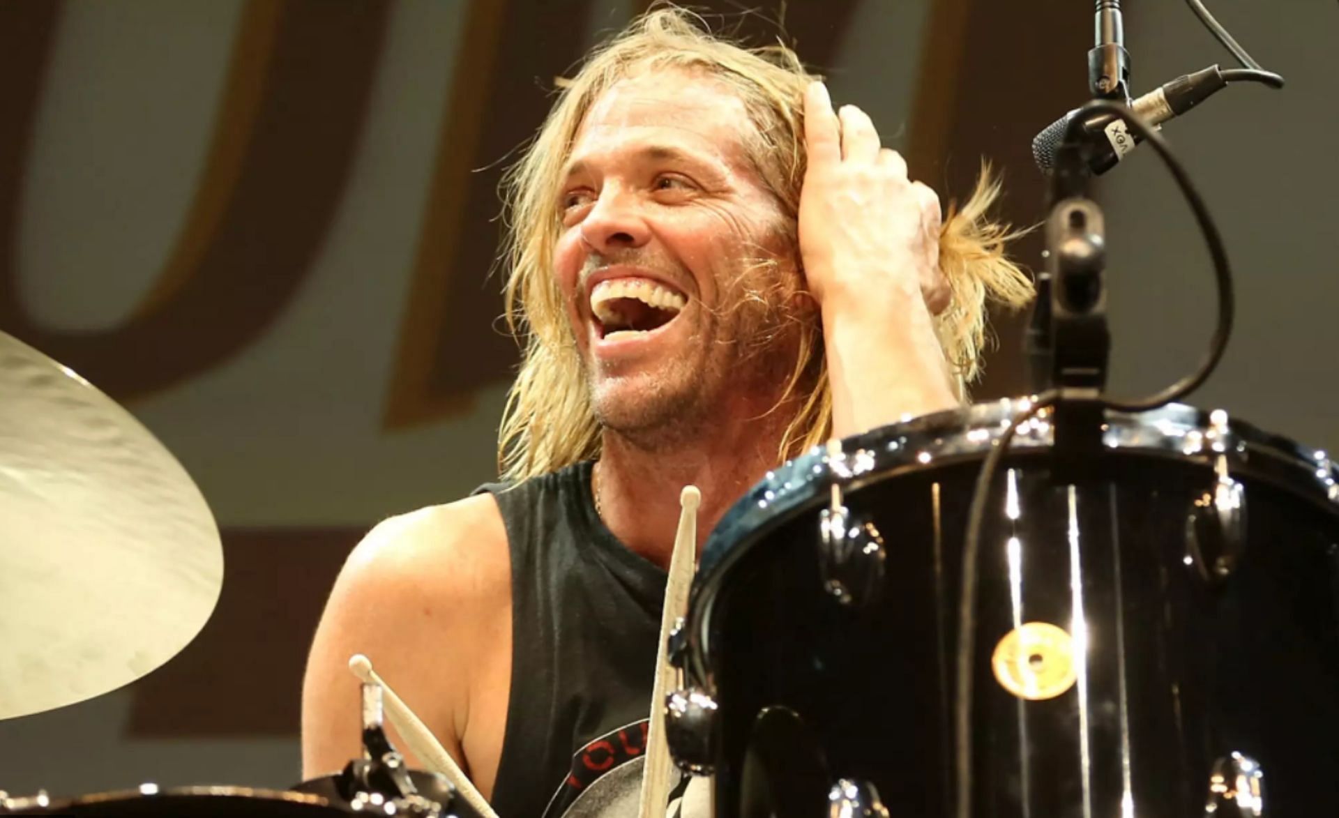 Taylor Hawkins joined Foo Fighters in 1997 (Image via Ashley Believeau/Getty Images)