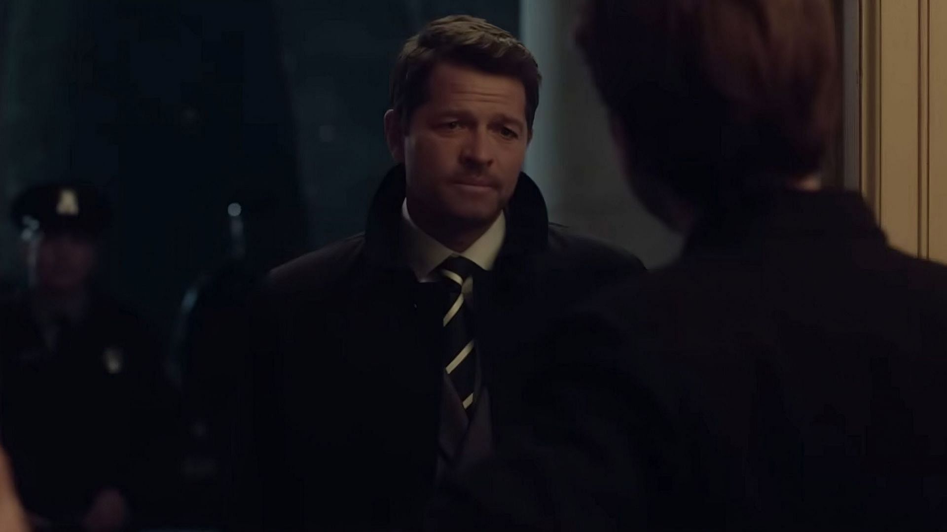Misha Collins as Harvey Dent in a still from the show (Image via CW)