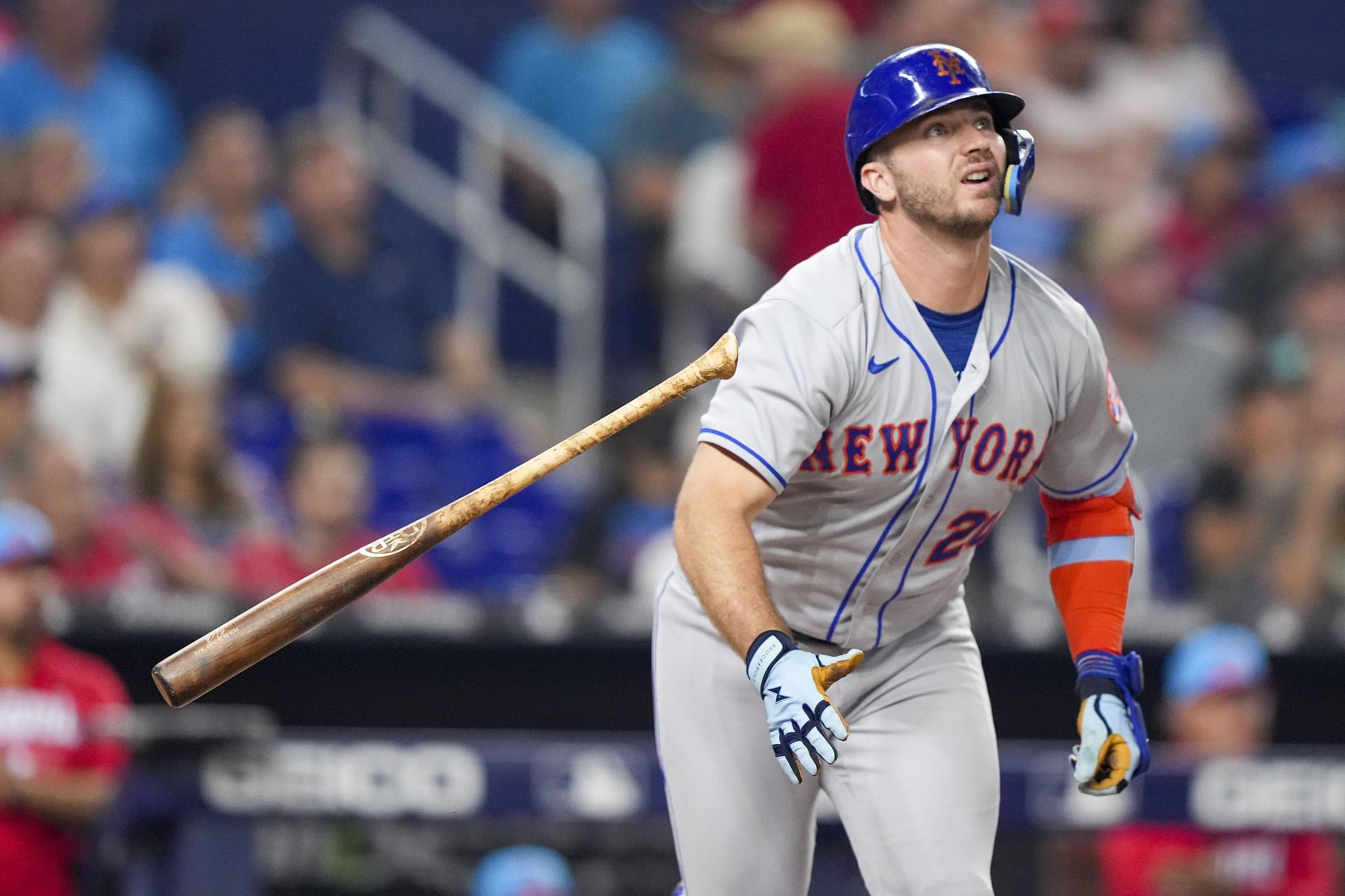 Pete Alonso of the New York Mets hits a home run.