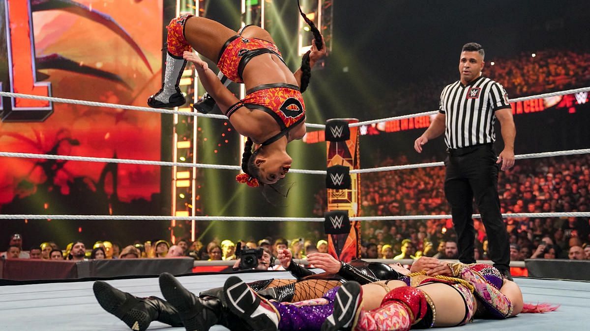 Bianca Belair showcasing her athleticism against Becky Lynch and Asuka