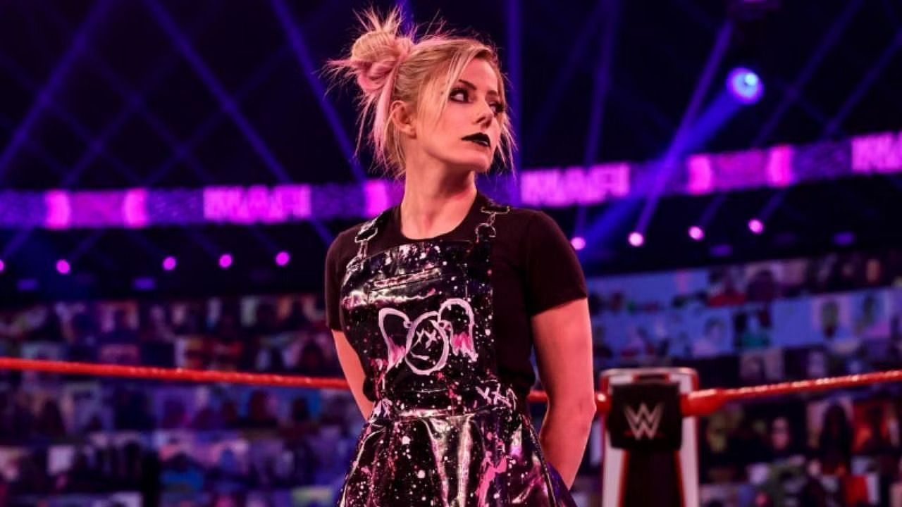 Alexa Bliss, in her dark character during her teaming with The Fiend