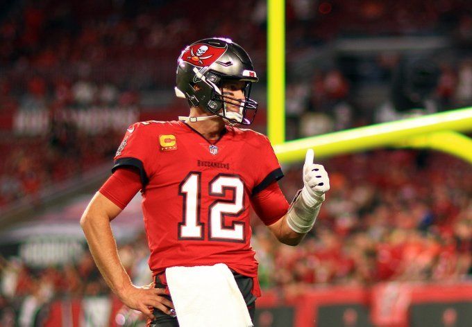 Chris Simms' Quarterback Countdown: Tom Brady No. 10 -  -  Tampa Bay Bucs Blog, Buccaneers News