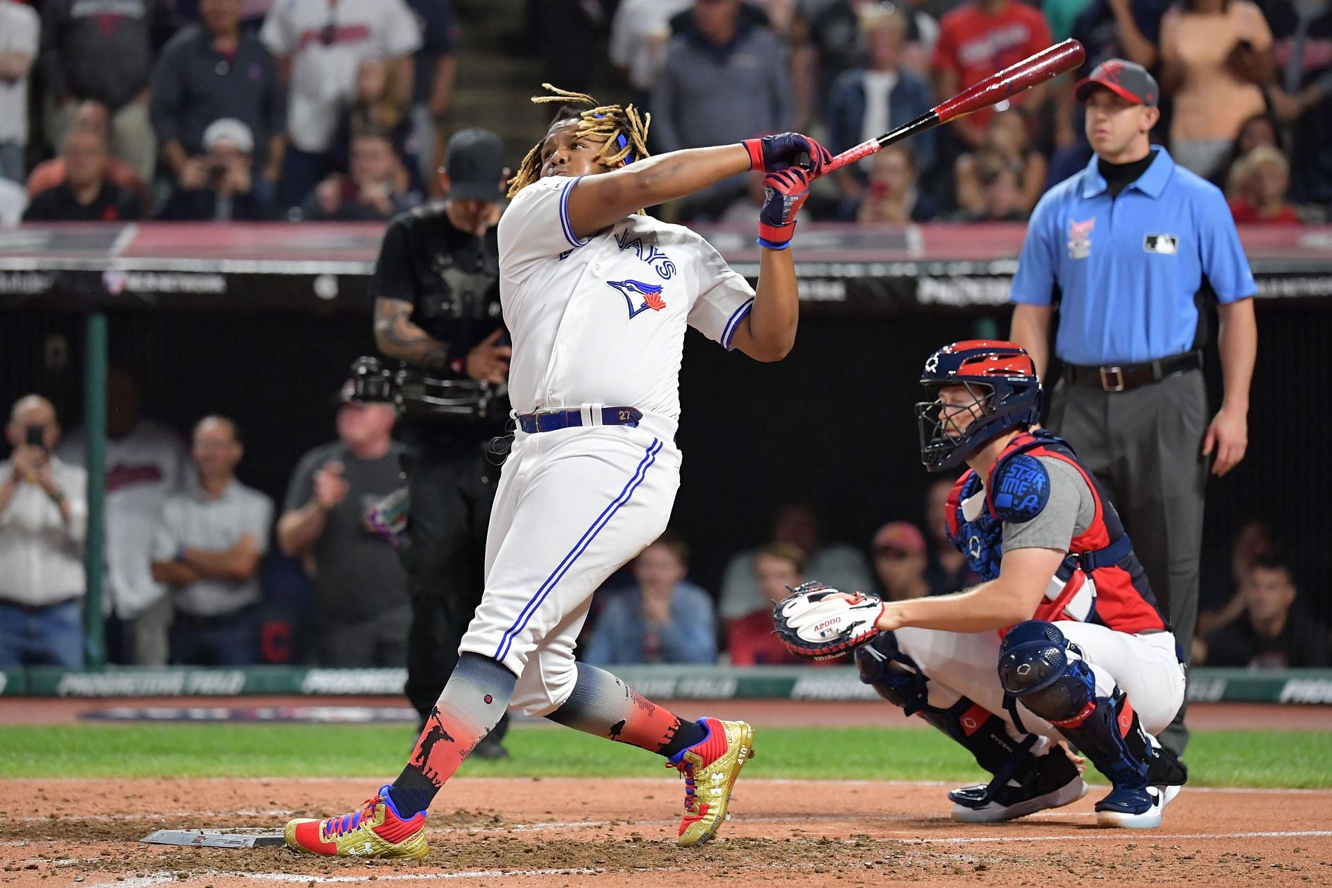 MLB on X: The return of Vladimir Guerrero Jr. did not disappoint. 👏  #HRDerby  / X