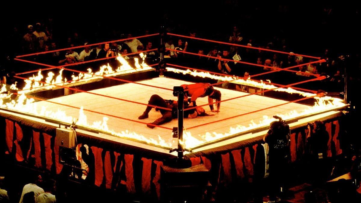 Kane vs The Undertaker - Inferno match