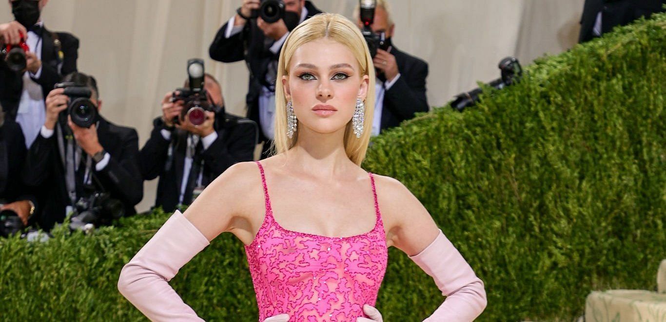 Nicola Peltz Beckham also opened up about her own rejections (Image via Getty Images)