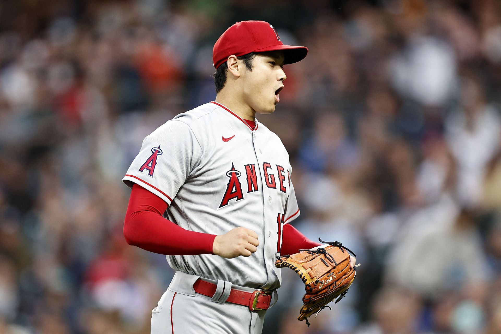 The Los Angeles Angels defeated the Seattle Mariners by a score of 4-1 last night.