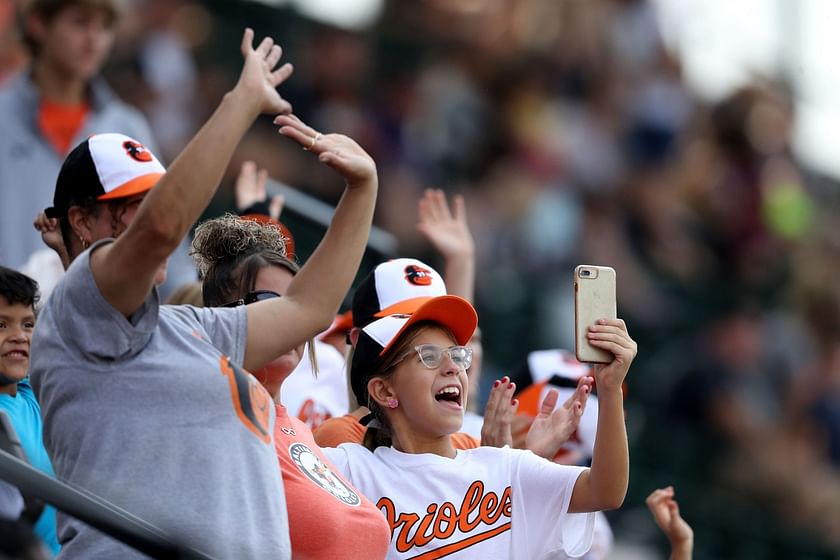 Orioles OF Kyle Stowers' Family Reacting To His First MLB Hit Goes
