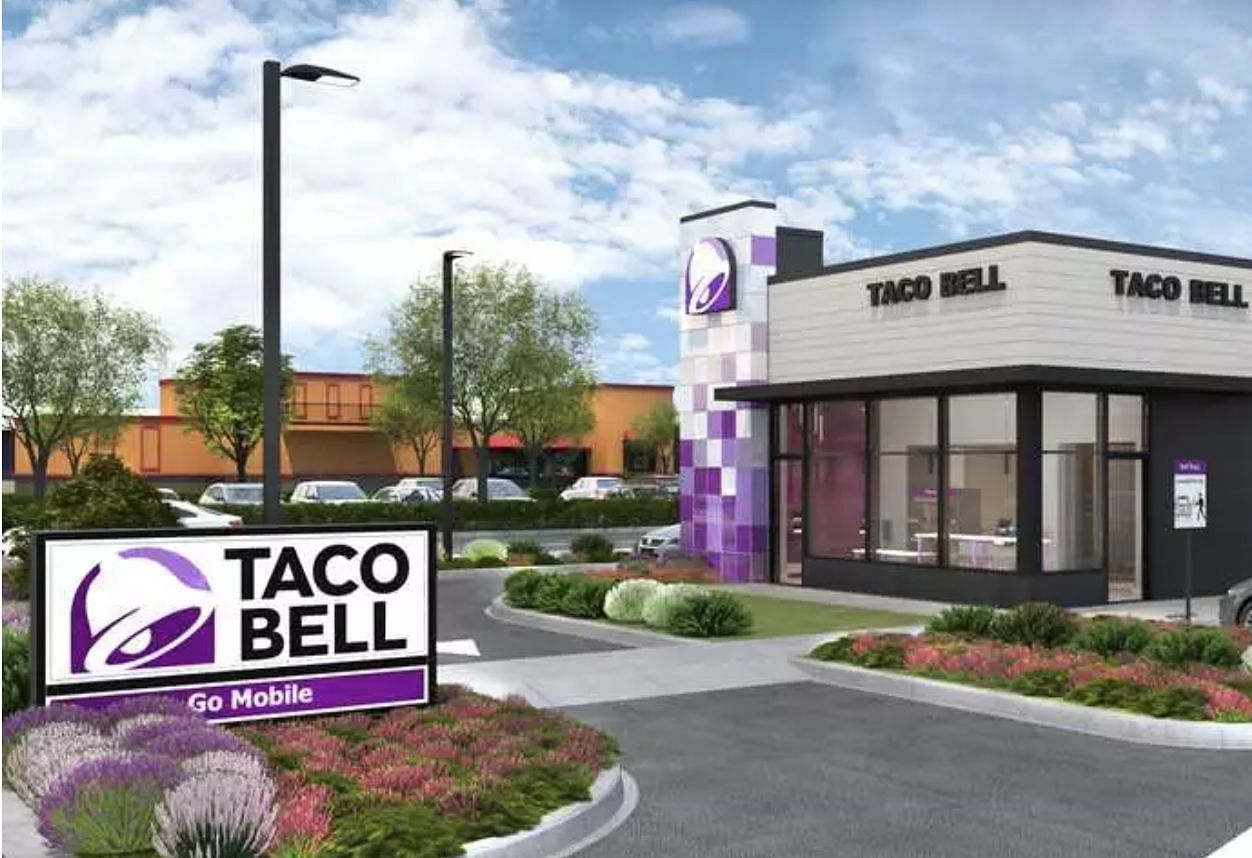 Taco Bell Go Mobile drive-thru (image via @tacobell/twitter)